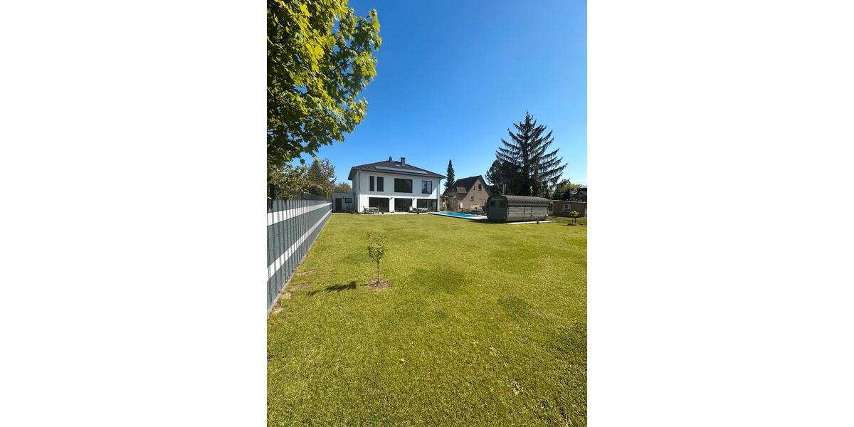 Villa Brieselang - 7 Zimmer, 248 m&sup2;, 1.500.000&euro; | Angebot:26577976