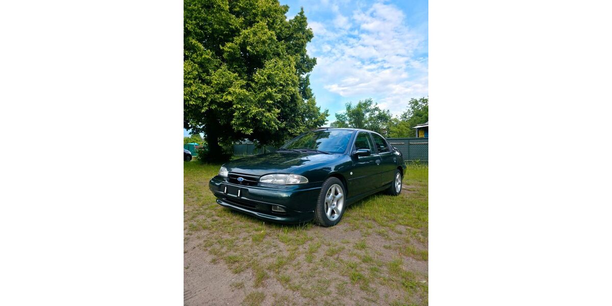 Ford Mondeo 185.000 km 3.890 &euro; Leegebruch 16767