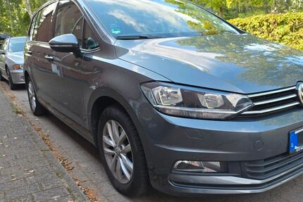 VW Touran 131.634 km 16.599 &euro; Oberkrämer 16727