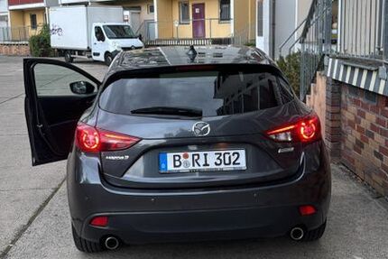 Mazda 3 243.000 km 5.800 &euro; Berlin 12627