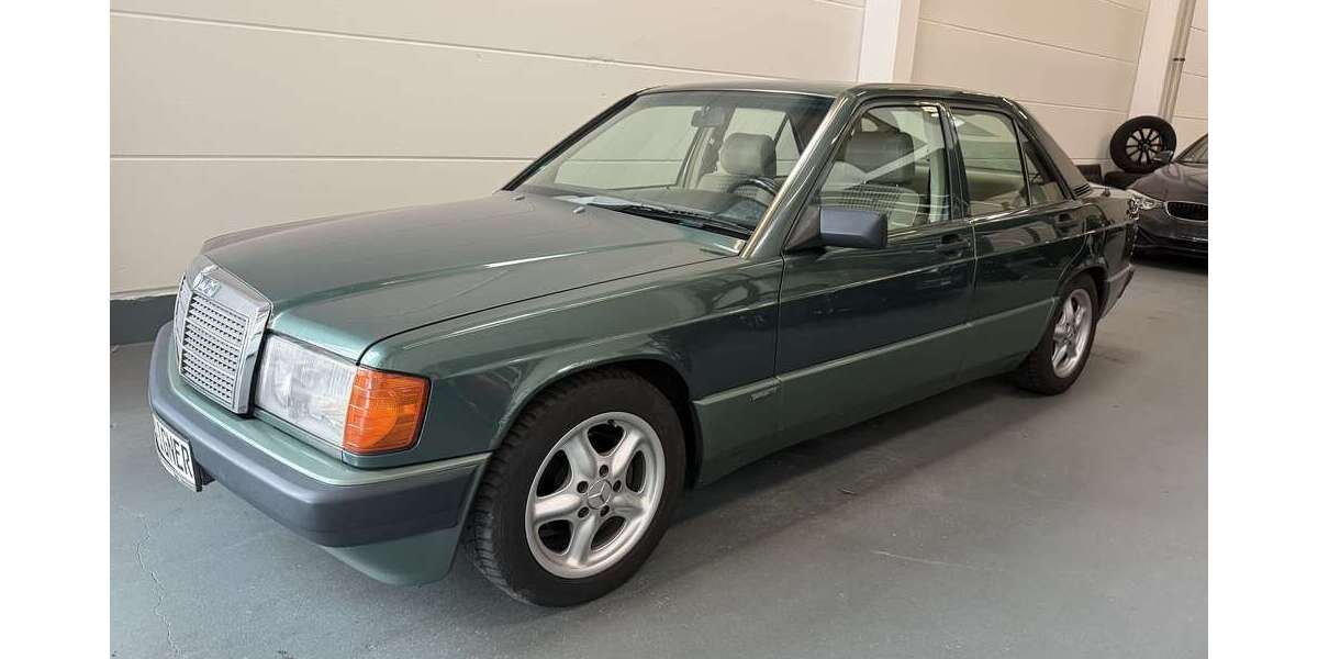 Mercedes-Benz 190 233.188 km 9.950 € Berlin 12277
