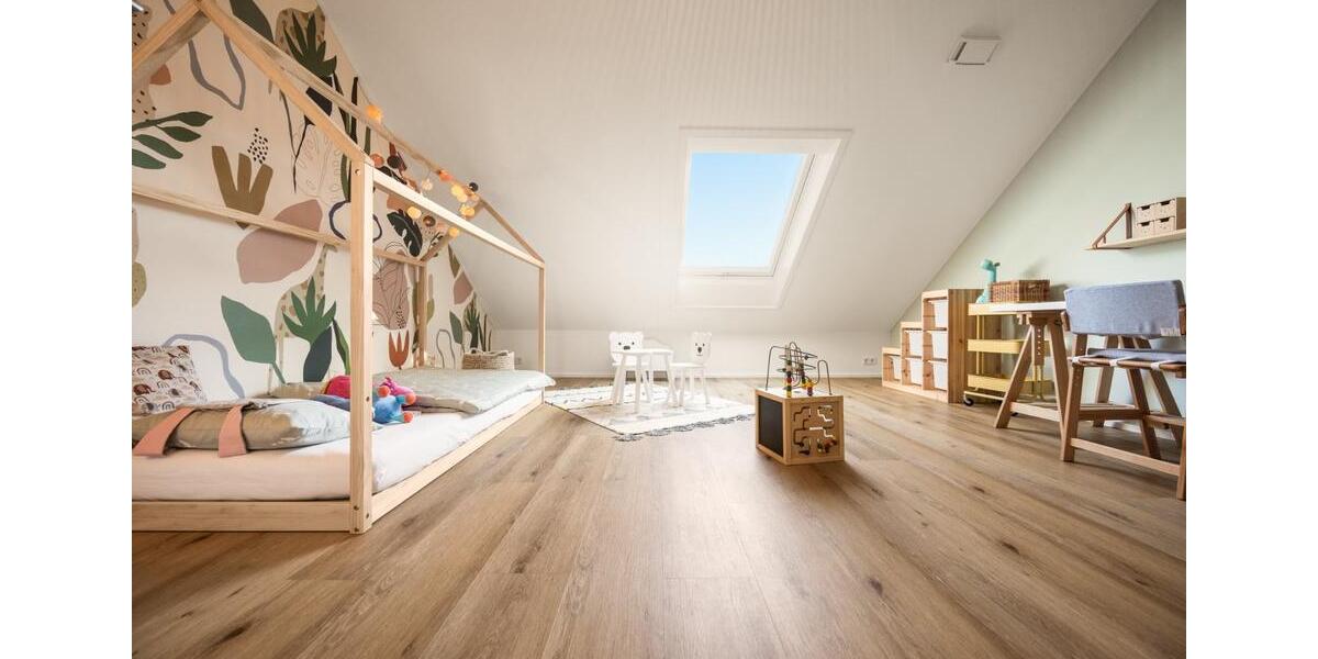 Modernes Familienhaus am Kanal – viel Platz & viel Grün 5 zimmer