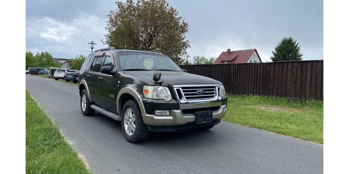 Ford Explorer 126.000 km 13.900 &euro; DAHLEWITZ 15827