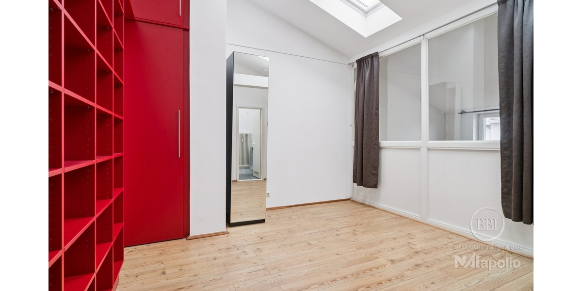 MALERISCHER STEPHANKIEZ: LICHTDURCHFLUTETES DACHGESCHOSS MIT TERRASSE IN PARKNÄHE! - Dachgeschoßwohnung Berlin Moabit | Angebot:24673783