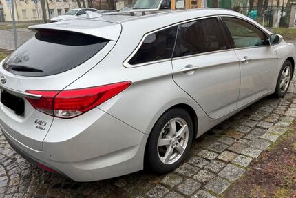 Hyundai i40 157.800 km 7.699 &euro; Berlin 13507