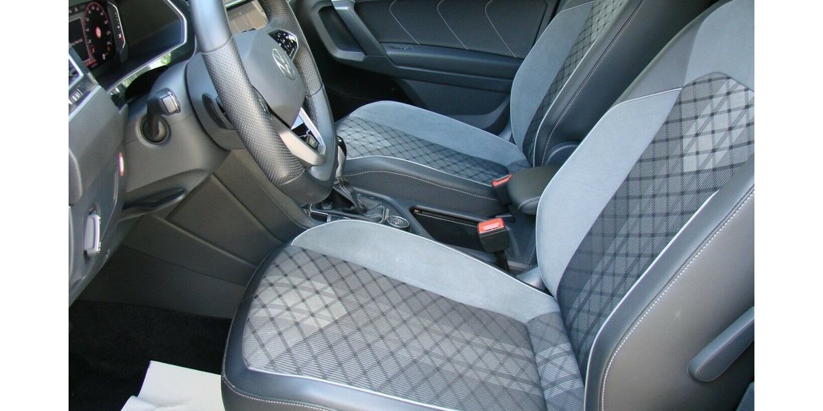 VW Tiguan Allspace 2.0TDi R-Line 4M Black Style ACC S 56.321 km 37.980 &euro; Falkensee 14612