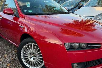 Alfa Romeo 159 189.890 km 2.490 € Berlin 13089