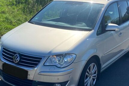 VW Touran 187.000 km 5.000 &euro; Berlin 10777