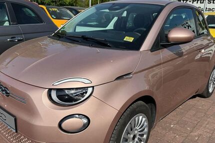 Fiat 500e 14.413 km 17.888 &euro; Berlin 13599