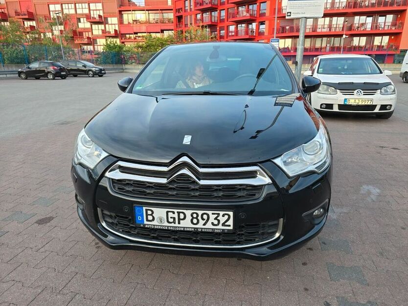 DS4