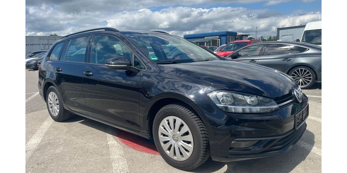 VW Golf 203.408 km 6.499 &euro; Mittenwalde 15749