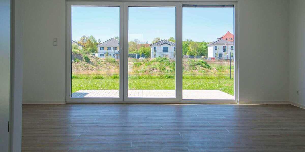 Haus zum Mieten in Neuenhagen 2.350 € 133 m² 6 zimmer