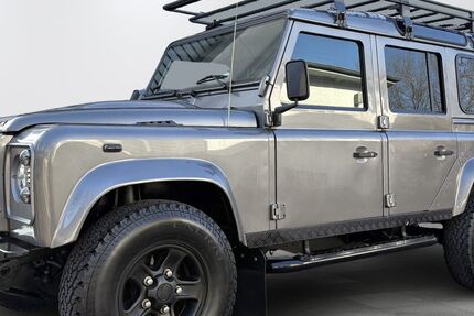 Land Rover Defender 131.078 km 41.980 &euro; Berlin 13467
