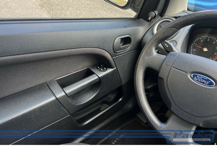 Ford Fiesta Ambiente 1.3*Radio/CD*AUX*Klima* 245.511 km 1.790 € Berlin 13187