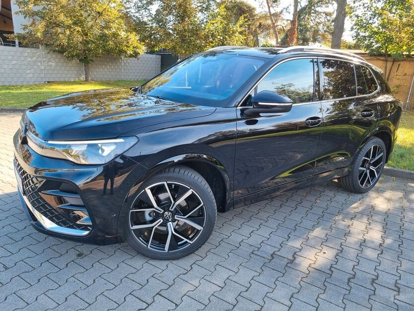 VW Tiguan 15.200 km 45.800 € Berlin 13437