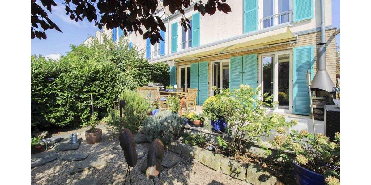 Modernes Reiheneckhaus mit Luft-Wärmepumpe in Berlin Reinickendorf zu verkaufen 4 zimmer