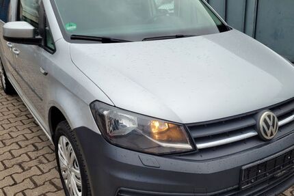 VW Caddy 418.458 km 8.900 &euro; Berlin 12277