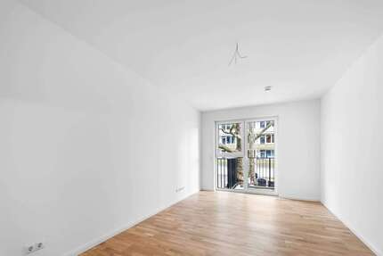 Wohnung Berlin Friedrichsfelde - 1 Zimmer, 30 m&sup2;, 821&euro; | Angebot:27083742