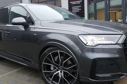 Audi Q7 84.631 km 62.800 € Berlin 13156