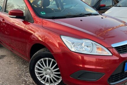 Ford Focus 115.245 km 3.990 € Berlin 13089