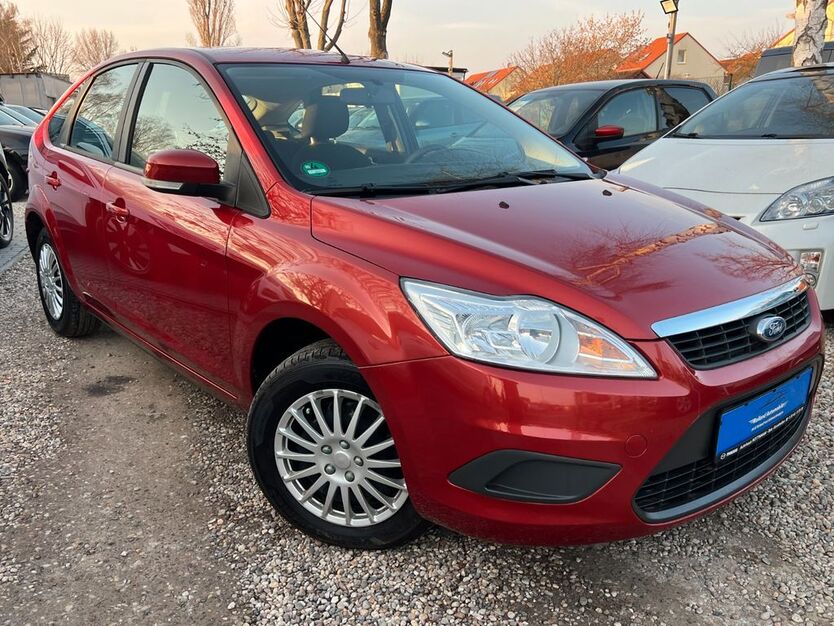 Ford Focus 115.245 km 3.990 € Berlin 13089