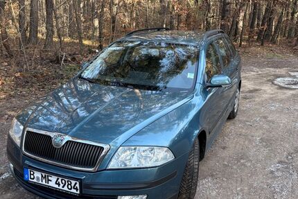 Skoda Octavia 153.000 km 2.999 &euro; berlin 10247
