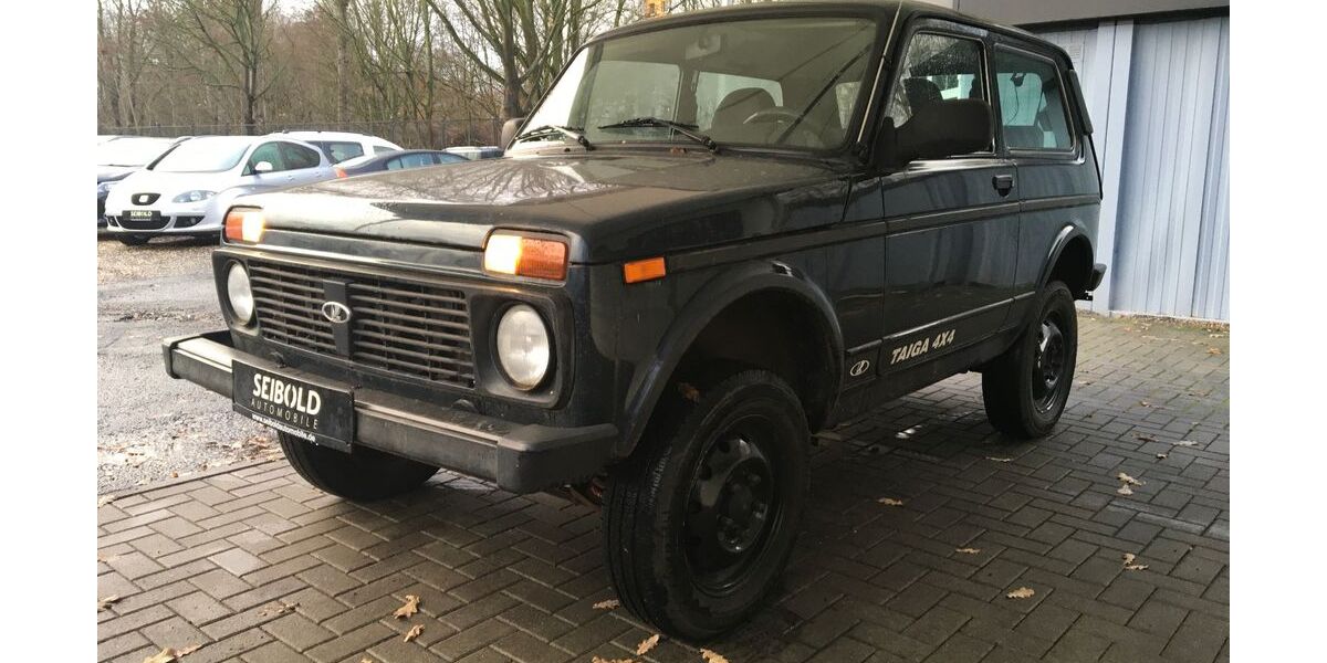 Lada Niva 95.907 km 2.980 &euro; Berlin 10315