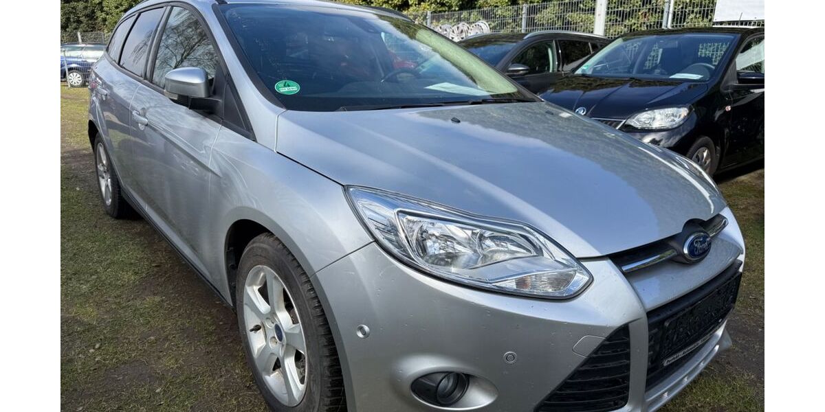Ford Focus 113.000 km 5.680 &euro; Mahlow 15831