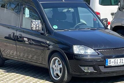 Opel Combo 230.000 km 2.399 &euro; Berlin 13088