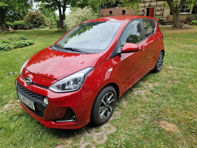 i10