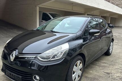 Renault Clio 199.000 km 3.950 &euro; Berlin 10783