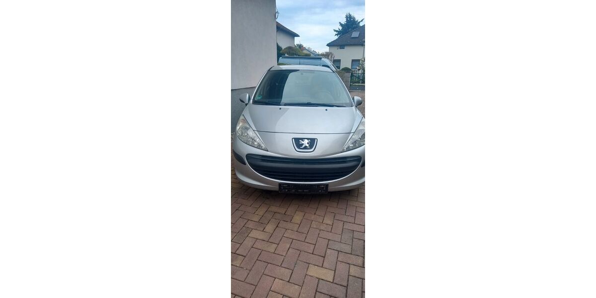 Peugeot 207 153.881 km 2.100 &euro; Köpenick 12555