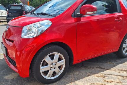 Toyota IQ 97.200 km 5.700 &euro; Oranienburg bei Berlin 16515