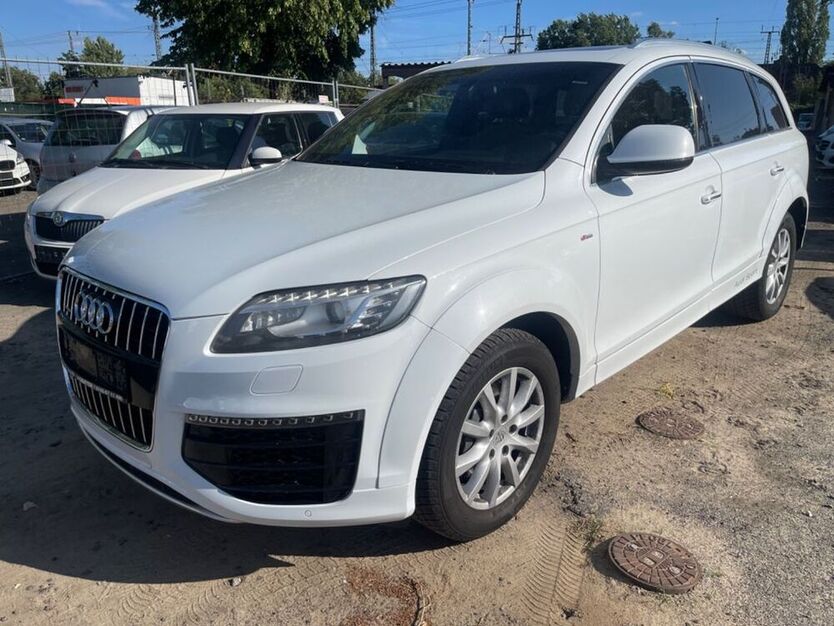 Q7