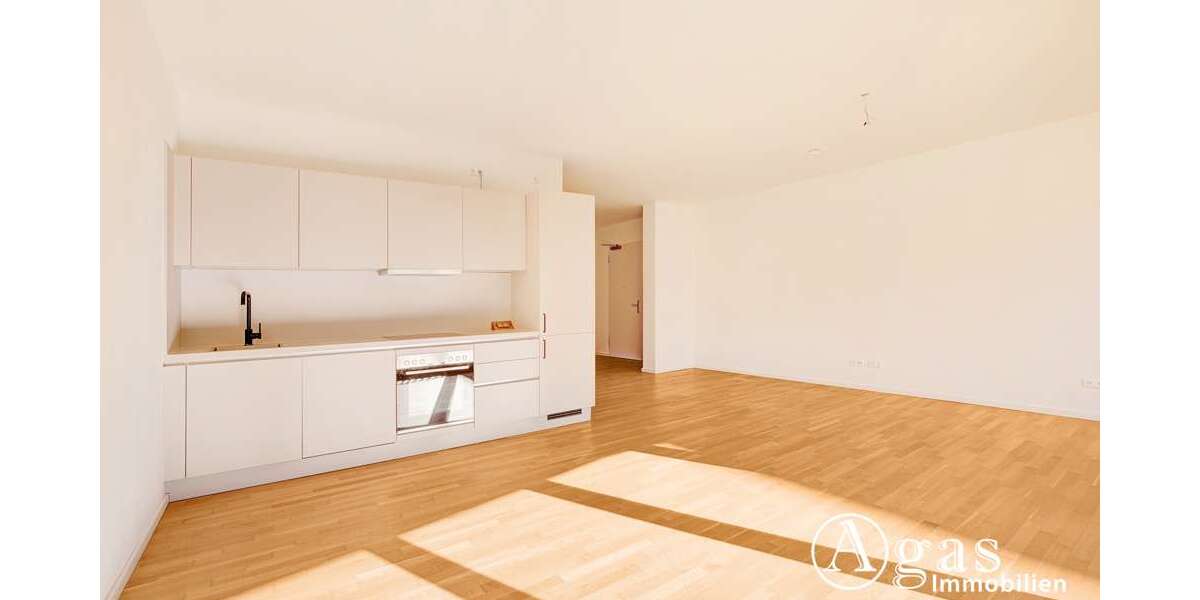 Etagenwohnung Berlin Mitte - 3 Zimmer, 81 m&sup2;, 2.115&euro; | Angebot:25976936