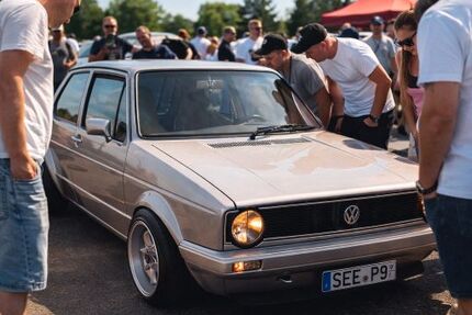 VW Golf 98.500 km 11.890 &euro; Hennickendorf 15378