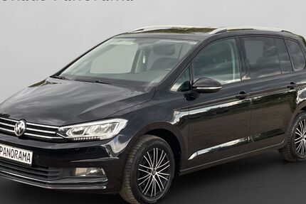 VW Touran 181.295 km 12.990 &euro; Schönefeld OT Großziethen 12529