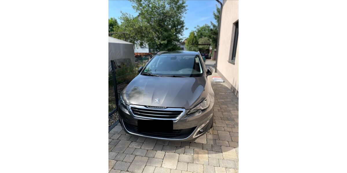 Peugeot 308 116.000 km 8.500 &euro; Hennigsdorf 16761