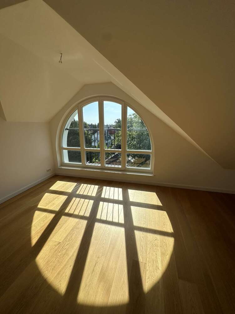 Wohnung zum Mieten in Berlin 1.890 € 131.58 m²