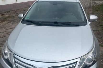Toyota Avensis 316.000 km 4.000 &euro; potsdam 14478