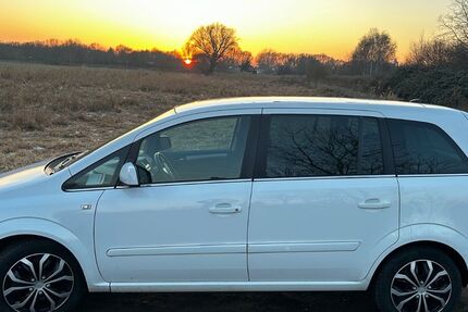 Opel Zafira 300.800 km 2.400 &euro; Zeuthen 15738