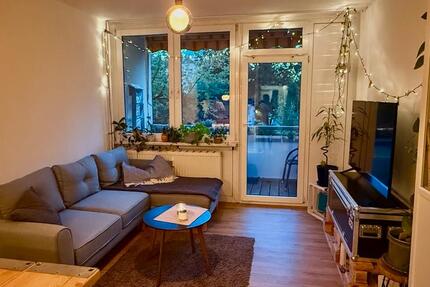 Wohnung Potsdam Berliner Vorstadt - 2 Zimmer, 67 m&sup2;, 260&euro; | Angebot:25877669