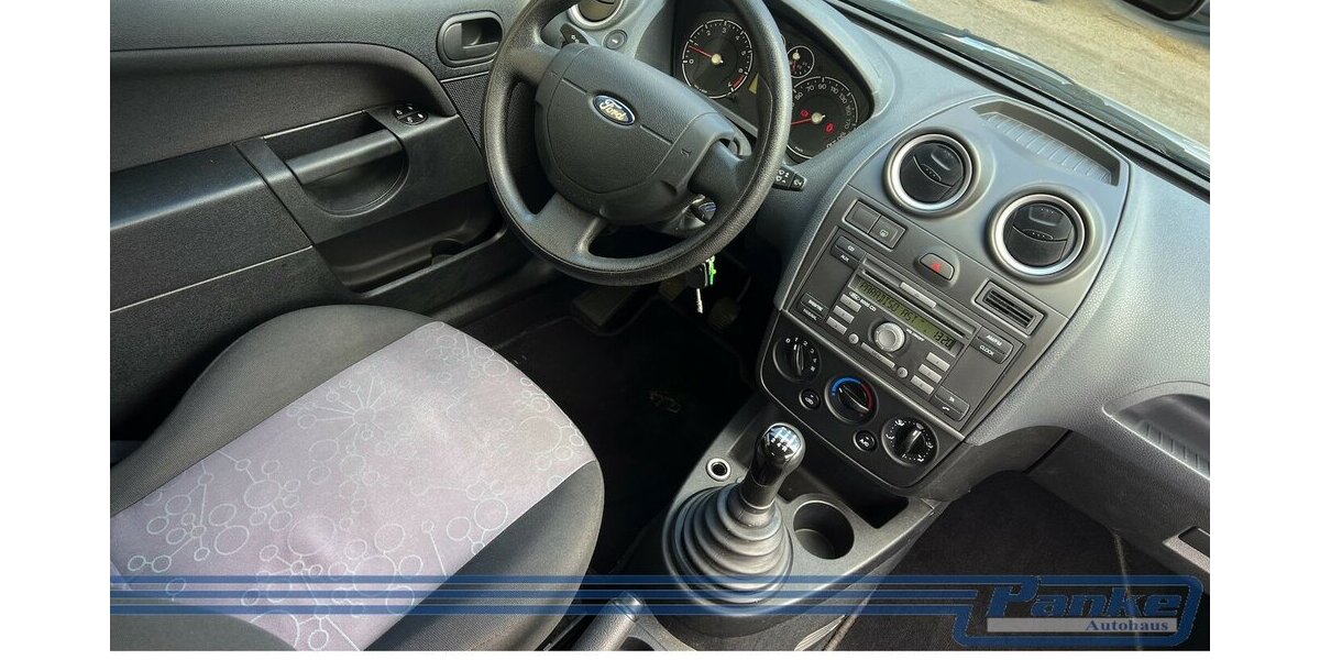 Ford Fiesta Ambiente 1.3*Radio/CD*AUX*Klima* 245.511 km 1.790 &euro; Berlin 13187