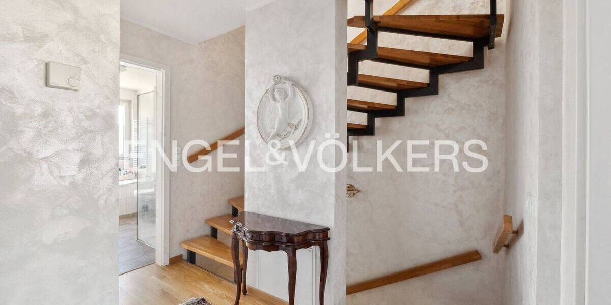 Reihenmittelhaus Berlin Lichterfelde - 5 Zimmer, 196 m&sup2;, 899.000&euro; | Angebot:26097913
