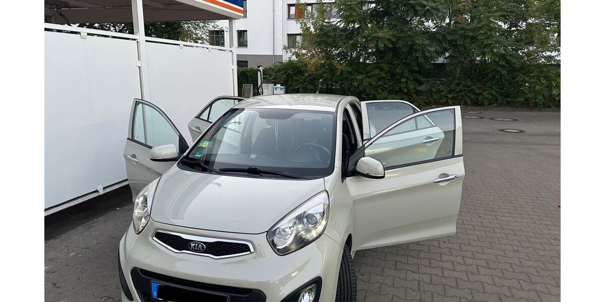 Kia Picanto 68.500 km 8.950 &euro; Berlin 13189