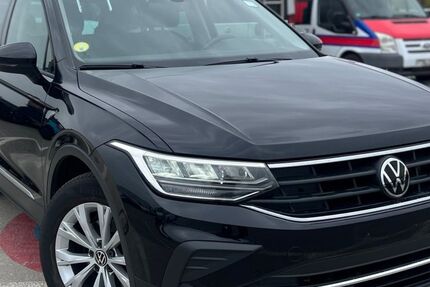 VW Tiguan 204.171 km 16.300 &euro; Mittenwalde 15749