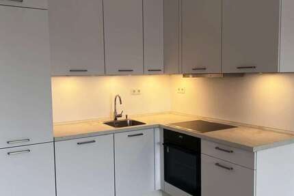 Wohnung Berlin Tempelhof-Schöneberg - 2 Zimmer, 60 m&sup2;, 1.498&euro; | Angebot:26032422