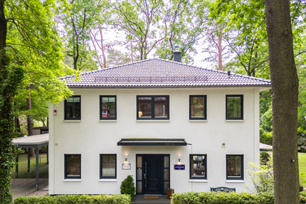 Haus Kleinmachnow - 6 Zimmer, 192 m&sup2;, 1.780.000&euro; | Angebot:25709639