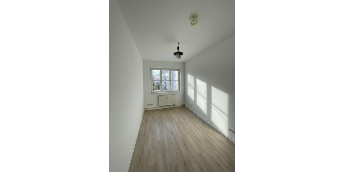 2-Zimmer Wohnung zur Untermiete in Lichtenberg 2 zimmer