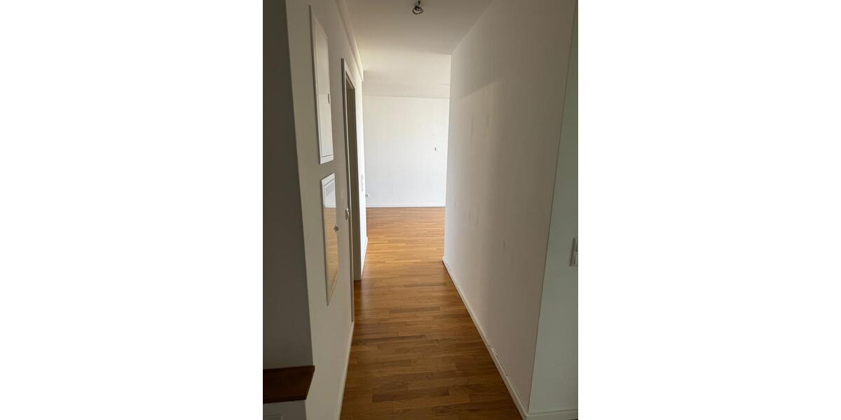 Etagenwohnung Berlin Lichtenberg - 3 Zimmer, 70 m&sup2;, 1.445&euro; | Angebot:26381740